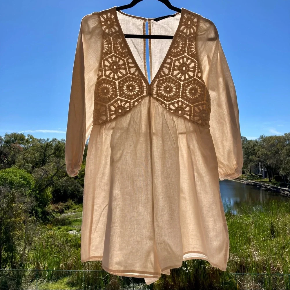 ZARA Crochet Embroidered Romper Short Jumpsuit Cream Ecru Size S